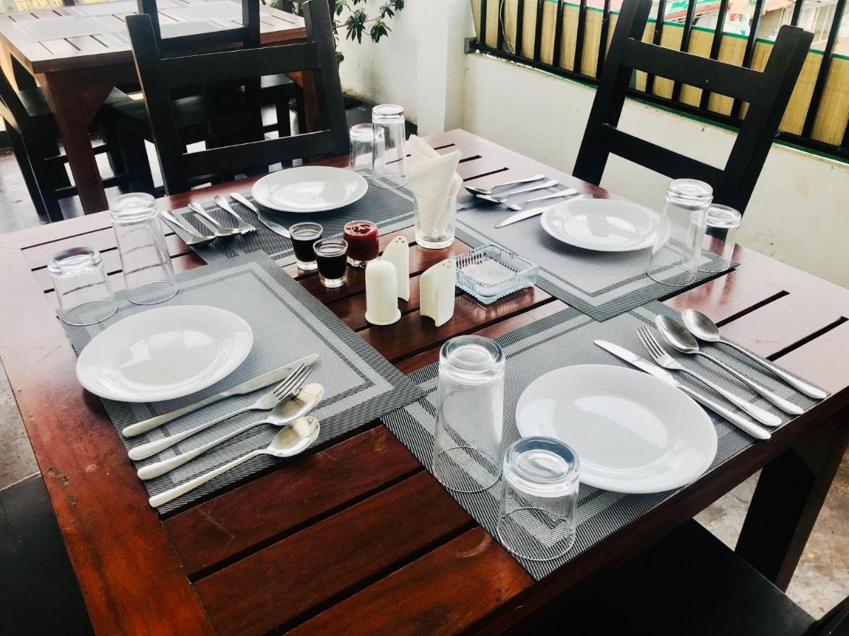 Sea Beach Resort 尼甘布 外观 照片