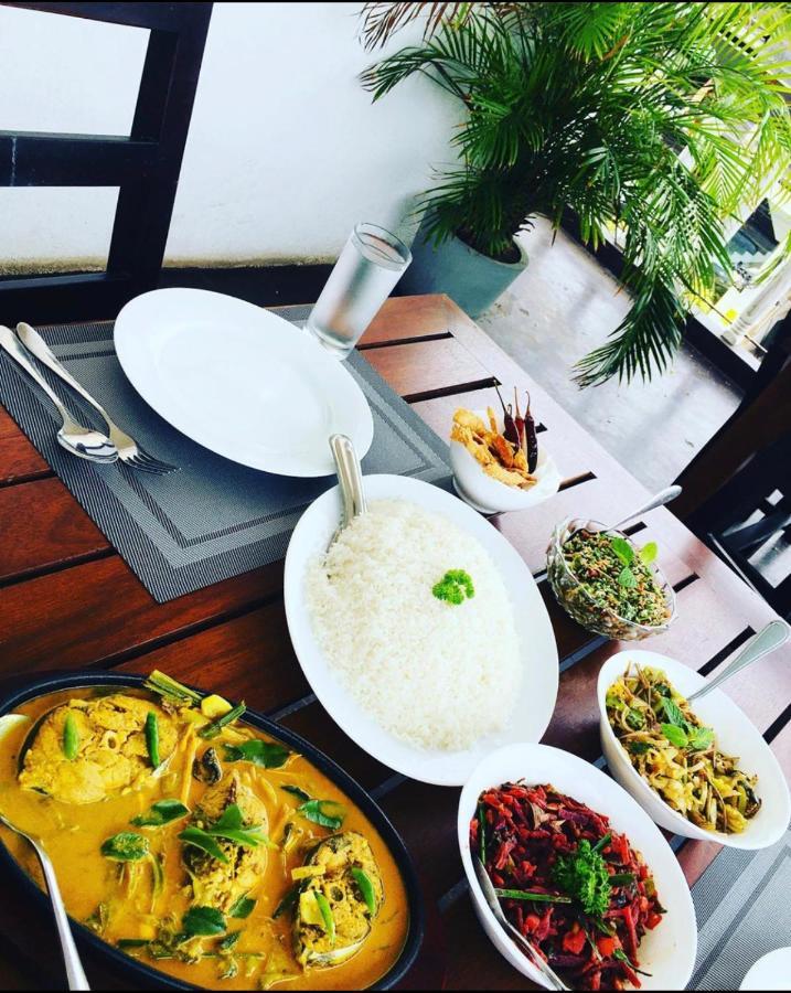 Sea Beach Resort 尼甘布 外观 照片